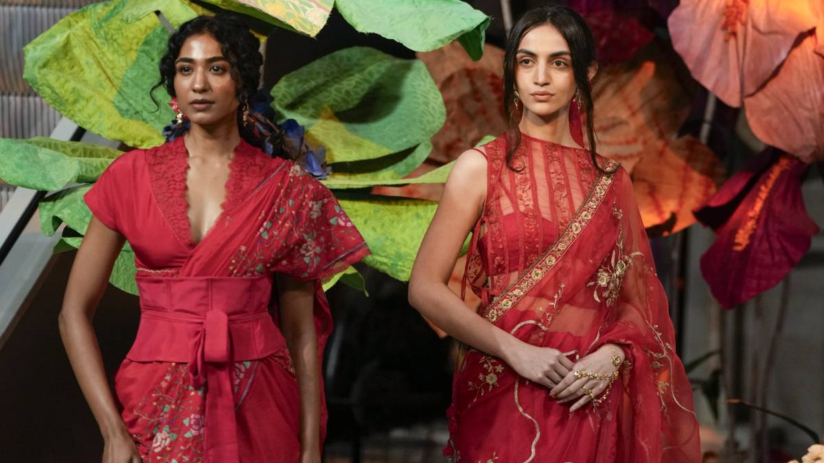 लैक्मे फैशन वीक 2025 का जबरदस्त अंदाज में हुआ आगाज, लगा ग्लैमर और फैशन का मेला