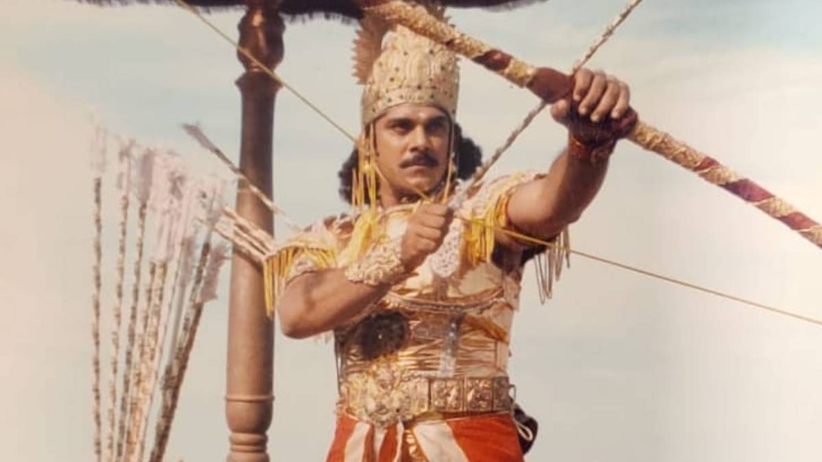 पंकज धीरः किताबों में कर्ण की जगह छपती थी तस्वीर, बस्तर के मंदिर में लगी प्रतिमा