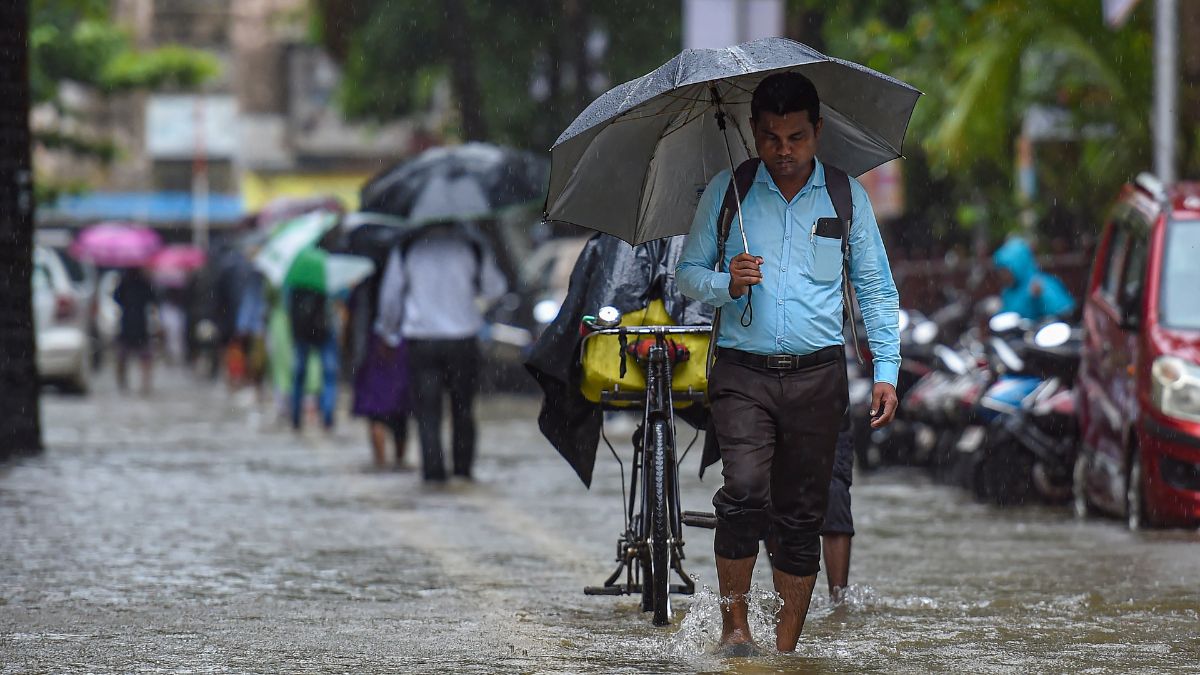 पश्चिम बंगाल के कई जिलों में भारी बारिश की चेतावनी, तीन दिनों के लिए अलर्ट जारी