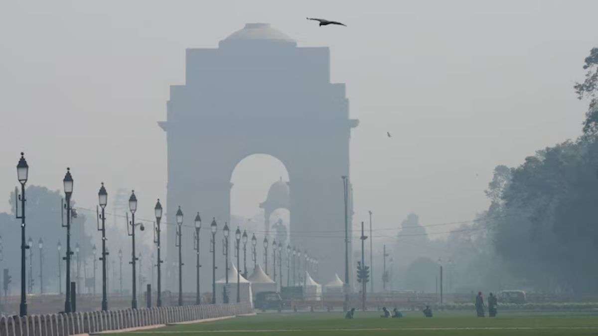 दिवाली से पहले जहरीली हुई दिल्ली-NCR की हवा, कई इलाकों में AQI 400 पार; देखें कहां कैसे हैं हालात?