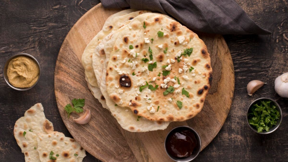 How To Make Naan Without Tandoor: बिना तंदूर के घर पर बनाएं ढाबा स्टाइल नान, स्वाद चख हर कोई रह जाएगा हैरान, फॉलो करें ये आसान स्टेप्स
