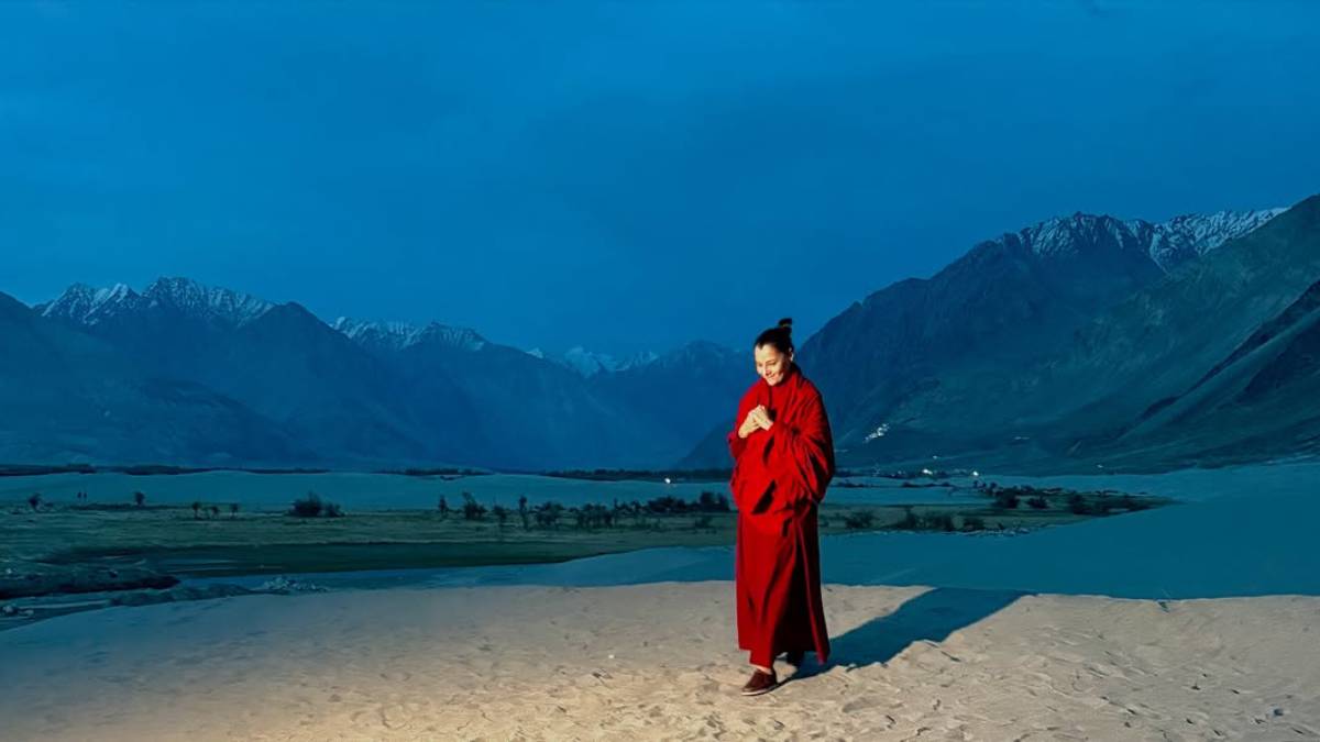 ऐश्वर्या राय को टक्कर बनी ग्लैमरस हसीना, अब अपनाया संन्यासी जीवन और बनी बौद्ध भिक्षु