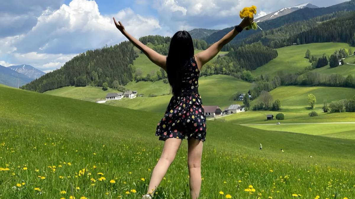 बेटे की मौत के बाद जिस पति ने डिप्रेशन से निकाला, अब उसी पर फेमस हीरोइन ने लगाए मारपीट के आरोप, कभी पढ़ती थीं प्यार के कसीदे