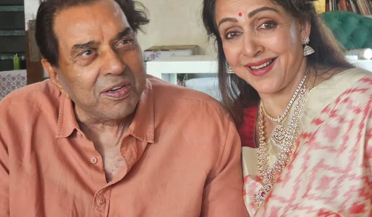 हेमा मालिनी ने दिया धर्मेंद्र का हेल्थ अपडेट, बताया अब कैसी है उनकी तबीयत