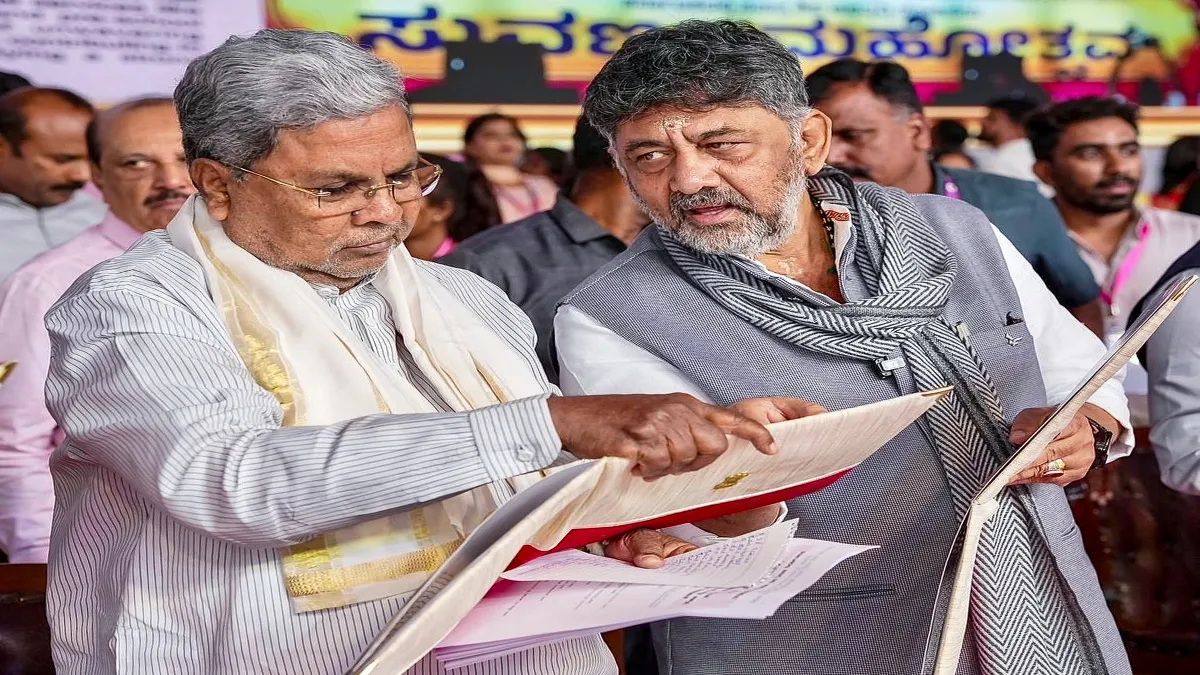 कर्नाटक की सियासी जंग, सिद्धारमैया करेंगे 'ब्रेकफास्ट' शिवकुमार के संग, 10 प्वाइंट्स में जानें अबतक क्या हुआ सिद्धारमैया और डीके शिवकुमार- India TV Hindi