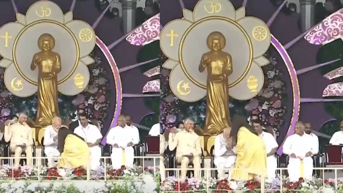 मंच पर आते ही PM मोदी के आगे झुक गईं ऐश्वर्या राय, छुए पैर