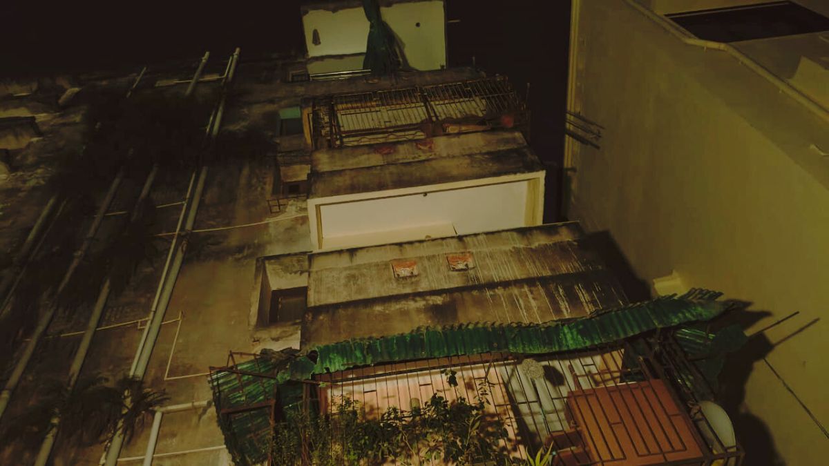 कटक में बिल्डिंग के नीचे खड़े लोगों पर गिरी बालकनी, एक ही परिवार के 3 लोगों की मौत, 4 घायल