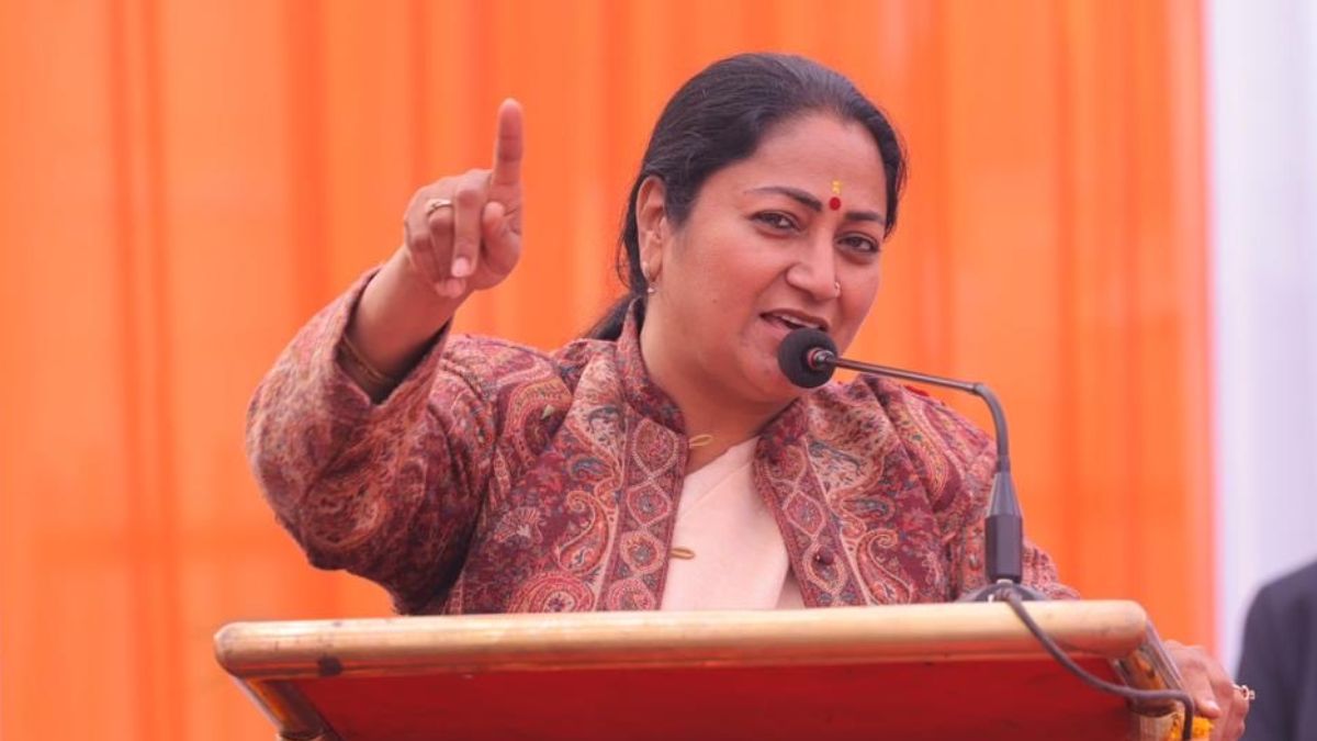 दिल्ली में MCD उपचुनाव के लिए वोटिंग जारी, CM रेखा गुप्ता ने वोटरों से की ये खास अपील