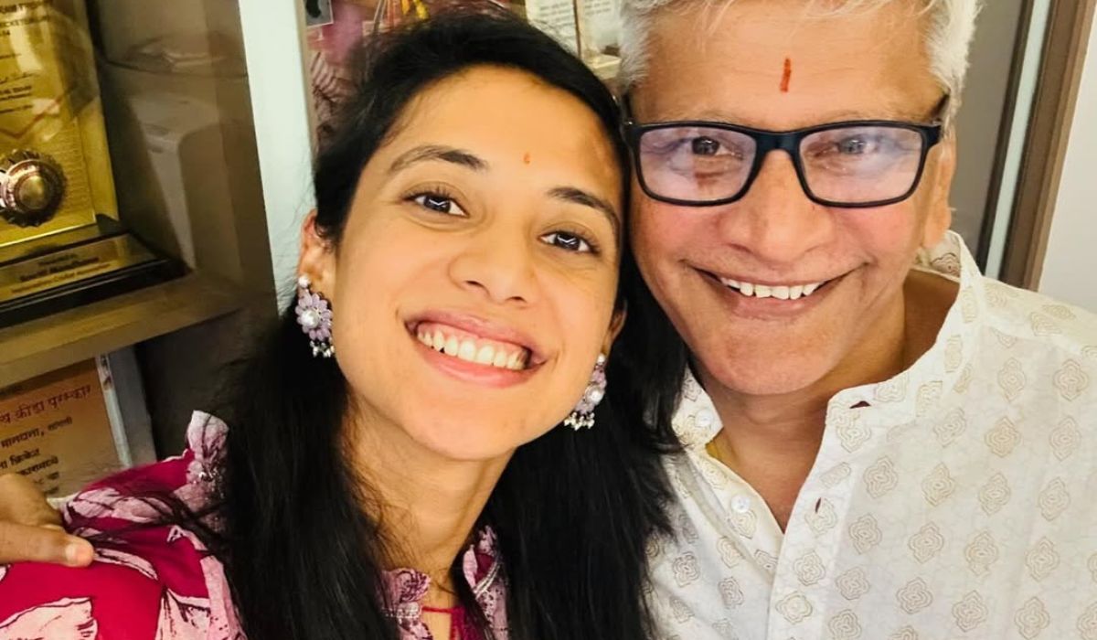 स्मृति मंधाना के पिता को अस्पताल से मिली छुट्टी, पलाश मुच्छल संग शादी पर ये है अपडेट