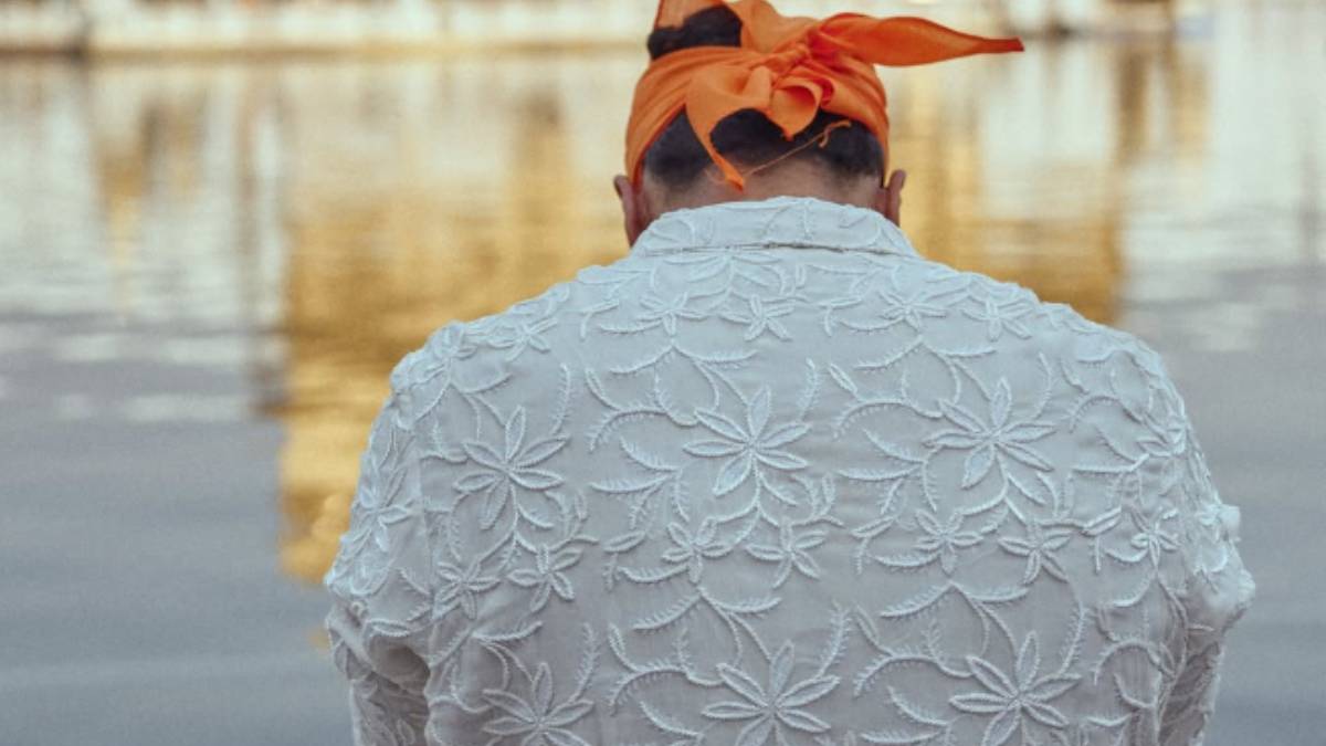 ये बॉलीवुड सुपरस्टार कभी झुग्गियों में काटता था जिंदगी, आज पत्नी भी है टॉप की हीरोइन