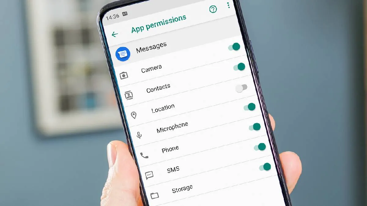 ऐप यूज करने के लिए देना पड़ता है कॉन्टैक्ट का एक्सेस? क्या स्मार्टफोन कंपनियां चुरा रही यूजर्स का डेटा? app permission- India TV Hindi