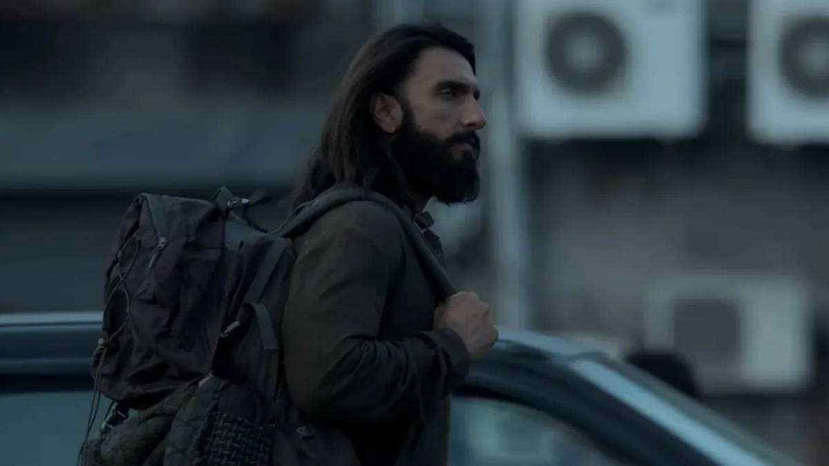 ‘धुरंधर’ की धमाकेदार ओपनिंग, वीकेंड पर बढ़ा रणवीर की फिल्म का क्रेज, धड़ल्ले से चल रहे 24×7 शोज