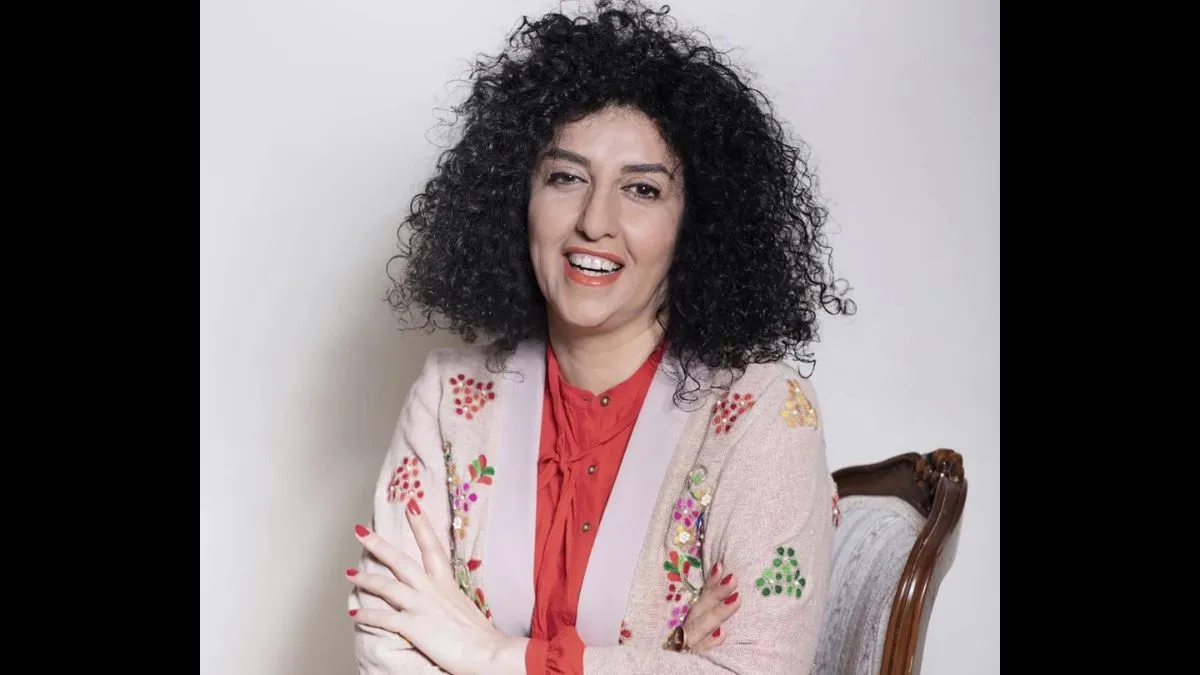 ईरान ने नोबेल शांति पुरस्कार विजेता नरगिस मोहम्मदी को किया गिरफ्तार, समर्थकों में भारी आक्रोश; जानें पूरा मामला नरगिस मोहम्मदी, ईरान की नोबेल पुरस्कार विजेता।- India TV Hindi