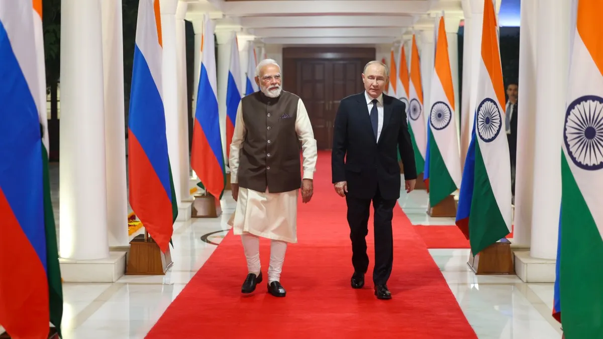 व्लादिमीर पुतिन पहुंचे भारत, पीएम मोदी ने किया भव्य स्वागत, जानें अब आगे क्या होगा pm modi putin meeting- India TV Hindi