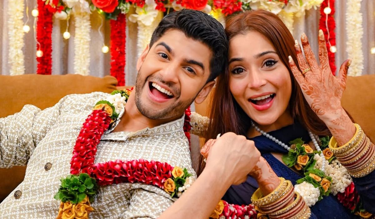 कोर्ट मैरिज के बाद सारा खान–कृष पाठक करेंगे ग्रैंड वेडिंग, ‘रामायण’ फेम सुनील लहरी के बेटे-बहू ने बताई शादी की तारीख