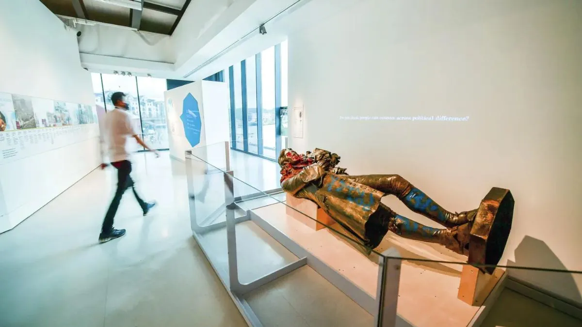 ब्रिटेन के ब्रिस्टल म्यूज़ियम से भारतीय औपनिवेशिक काल की दुर्लभ कलाकृतियां चोरी, 600 से अधिक बहुमूल्य वस्तुएं गायब ब्रिस्टल म्यूजियम, ब्रिटेन।- India TV Hindi