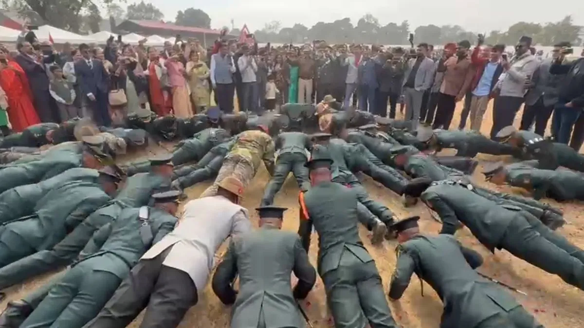 Upendra Dwivedi Pushups- India TV Hindi