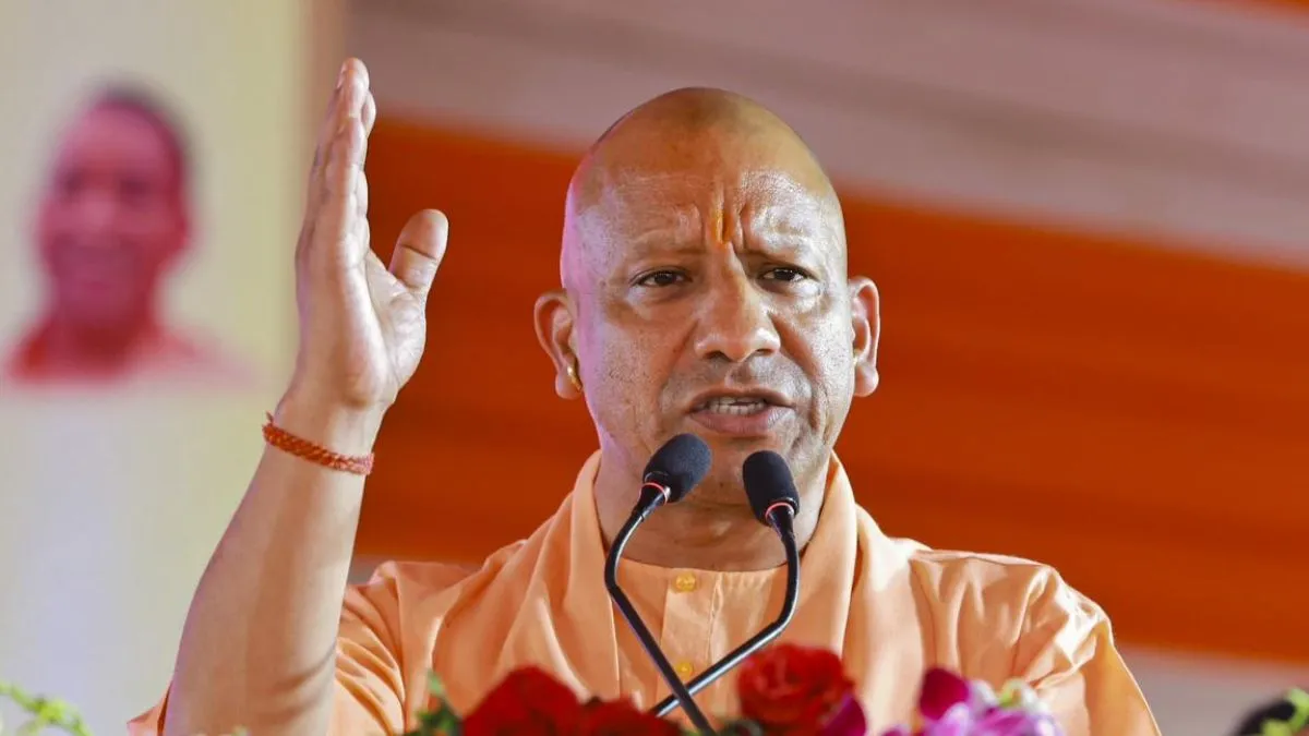 CM योगी का बड़ा फैसला, 32,679 पदों पर पुलिस भर्ती में अभ्यर्थियों को आयु सीमा में मिली छूट सीएम योगी- India TV Hindi