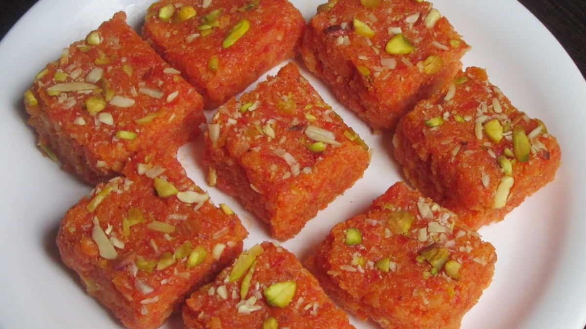 Barfi Making How To Make Carrot Barfi Recipe In Hindi, Gajar Ki Barfi, Carrot Sweet ...