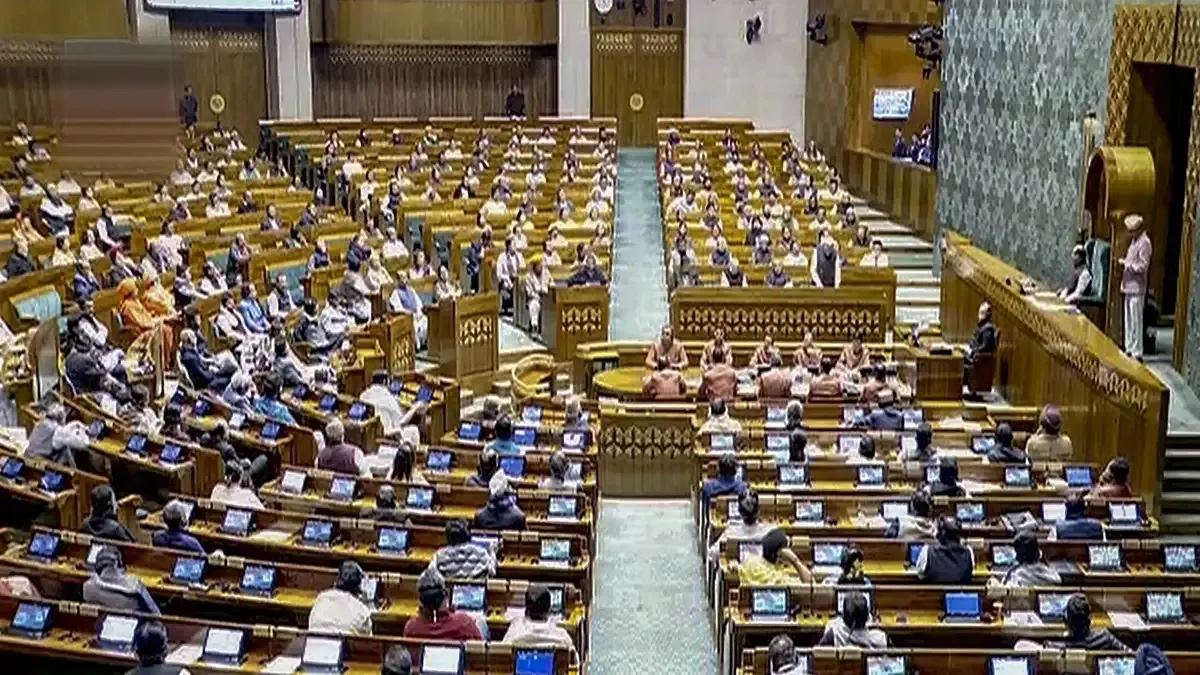 Budget Session 2026: राष्ट्रपति मुर्मू के अभिभाषण से बजट सत्र का हुआ आगाज, इन मुद्दों पर चर्चा की तैयारी में विपक्ष संसद का बजट सत्र आज से शुरू- India TV Hindi