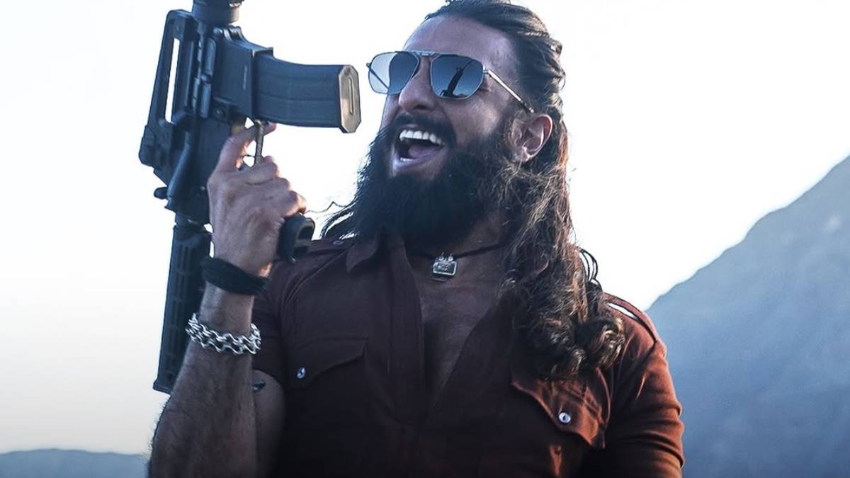 YRF ने 1200 करोड़ क्लब में शामिल हुई ‘धुरंधर’ को बताया मील का पत्थर, भावुक हुए रणवीर