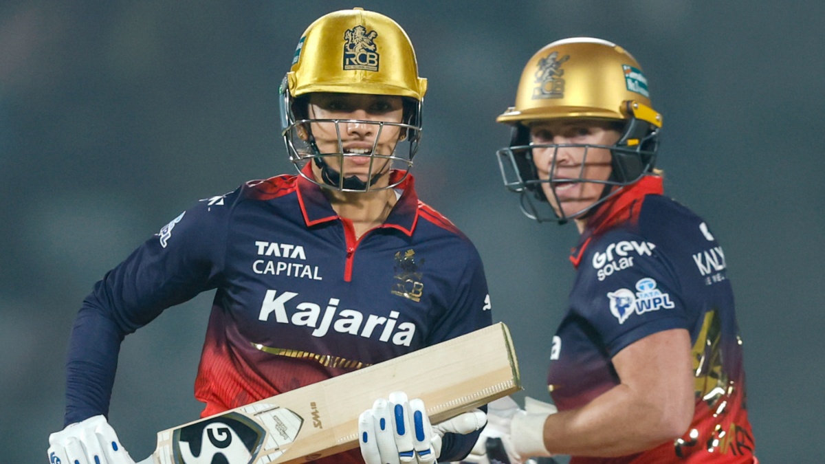 WPL 2026: स्मृति मंधाना की कप्तानी में RCB ने पहली बार किया ये कमाल, अब खिताब जीतने से एक कदम दूर - India TV Hindi