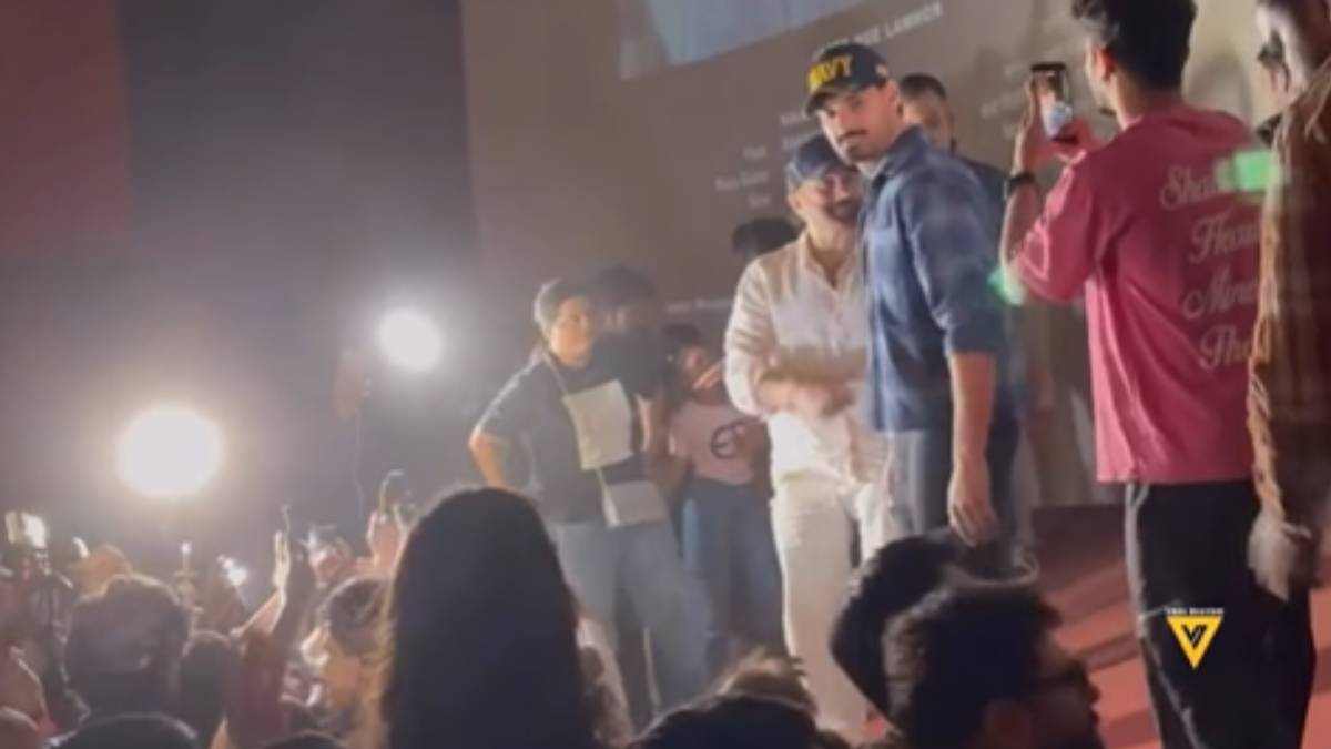 चलते शो में पहुंची बॉर्डर-2 की स्टारकास्ट, सनी देओल को देख खुशी से उछल पड़े फैन्स