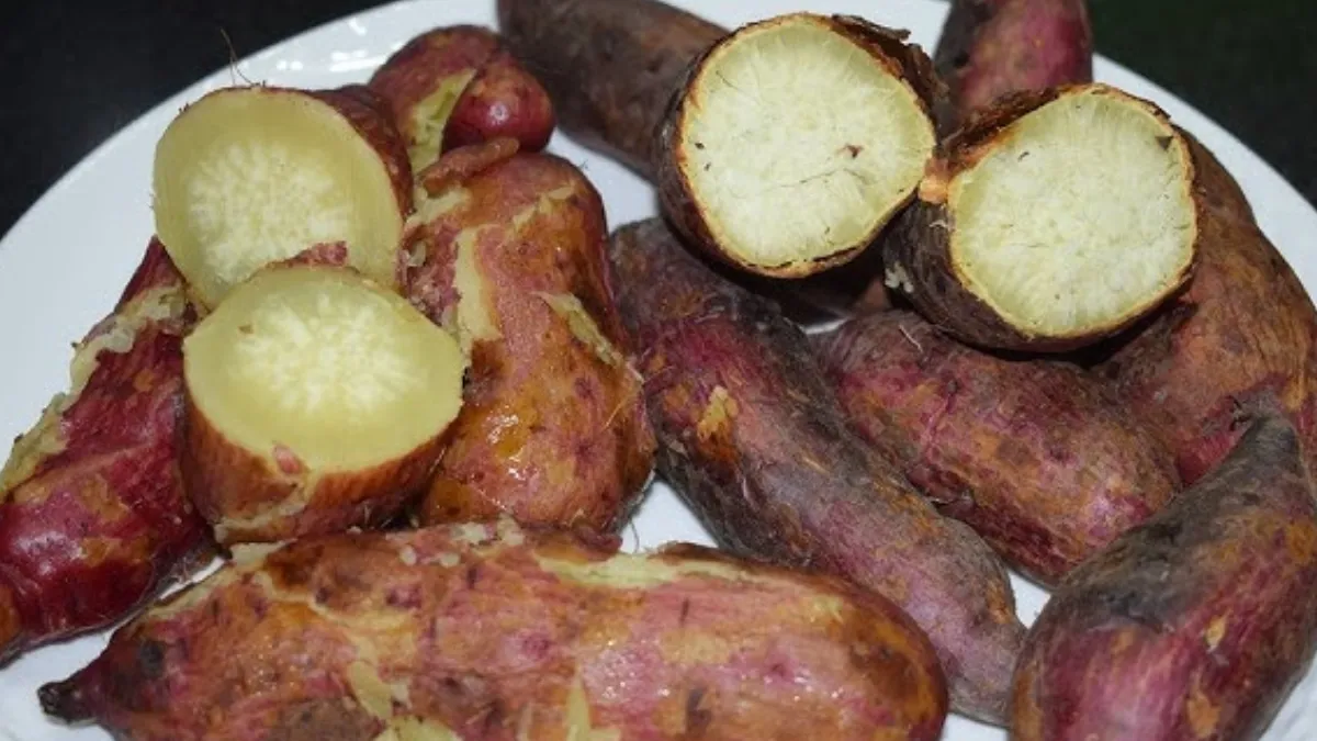 फीकी शकरकंद भी मीठी लगेगी, इस तरह भूनकर खाएंगे तो कई गुना बढ़ जाएगा स्वाद, जान लें ये सीक्रेट तरीका शकरकंद कैसे खाएं- India TV Hindi