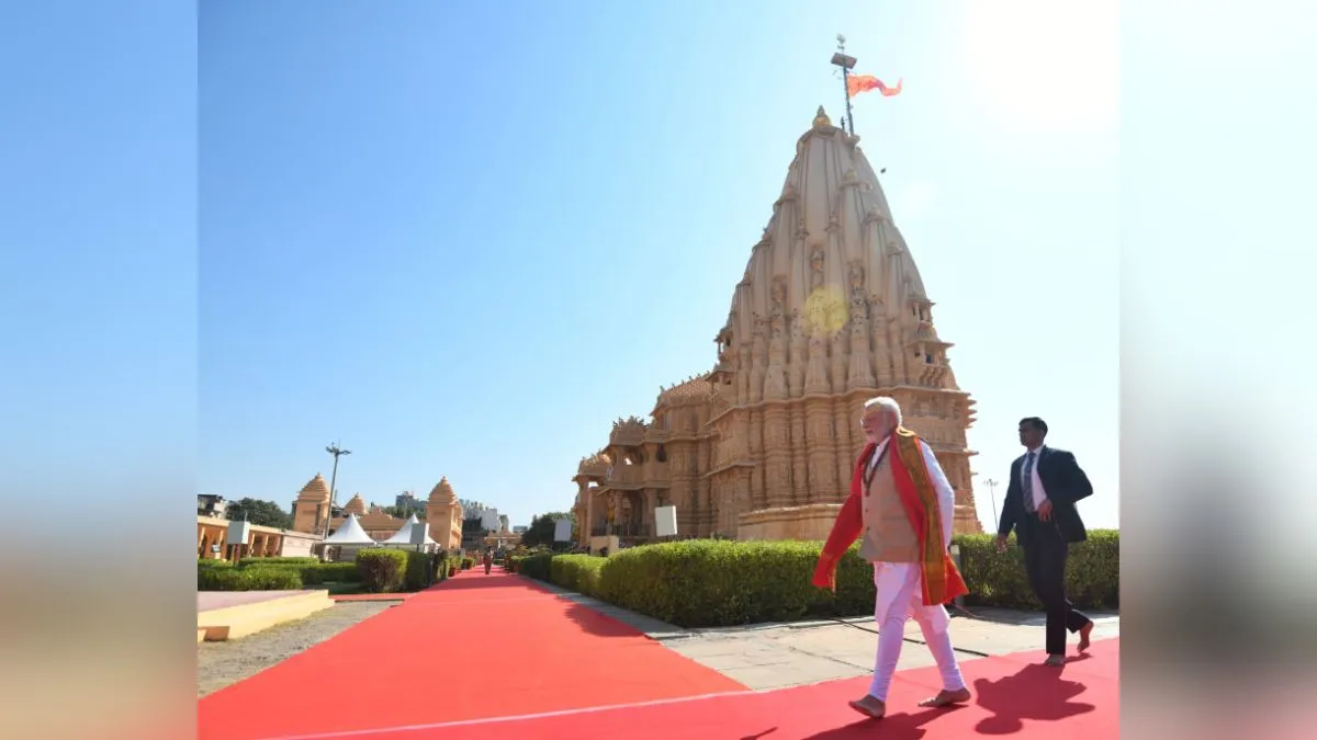 सोमनाथ पर आक्रमण के हजार साल पूरे, PM मोदी ने कहा 'अटूट आस्था के 1000 साल'; जानें और क्या बोले सोमनाथ पर आक्रमण के 1000 साल पूरे होने पर पीएम मोदी ने लिखा लेख।- India TV Hindi