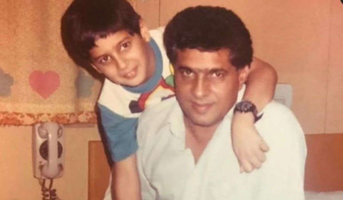 बॉलीवुड का वो हीरो, जिसने 2 स्टारकिड्स संग किया था डेब्यू, बीवी भी हैं बॉलीवुड स्टार, पहचाना क्या?