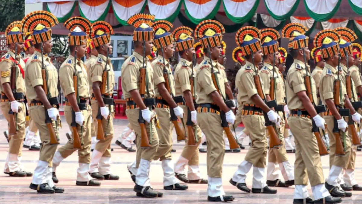 यूपी पुलिस कंप्यूटर ग्रेड ए भर्ती: आवेदन करने की आखिरी तारीख करीब, 1300 से ज्यादा है वैकेंसी सांकेतिक फोटो- India TV Hindi