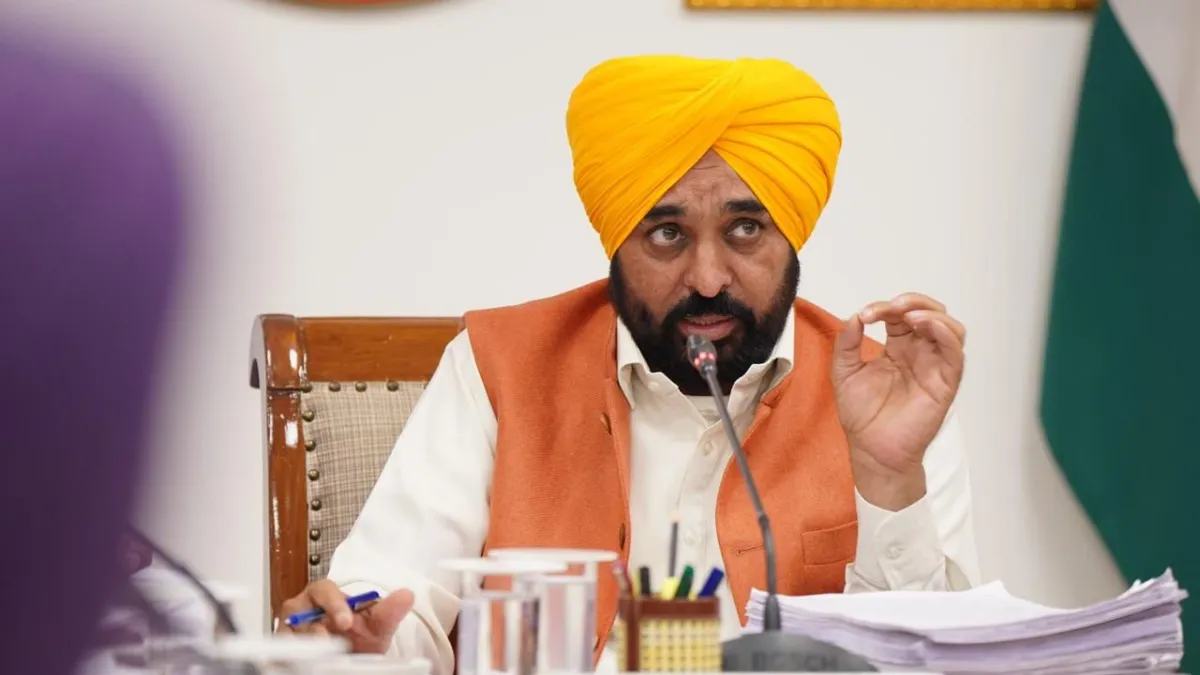सीएम मान ने शुरू की मेरी रसोई योजना, 40 लाख परिवारों को मिलेगा मुफ्त राशन, हर किट में 4 किलो दाल होगी Bhagwant Mann- India TV Hindi