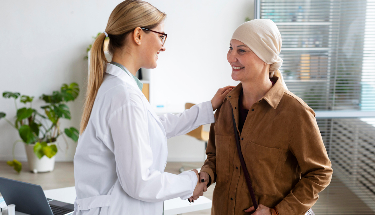 ज्यादातर कैंसर 1st या 2nd स्टेज में क्यों नहीं पकड़ में आते, डॉक्टर ने बताए क्या हैं इसके मुख्य कारण