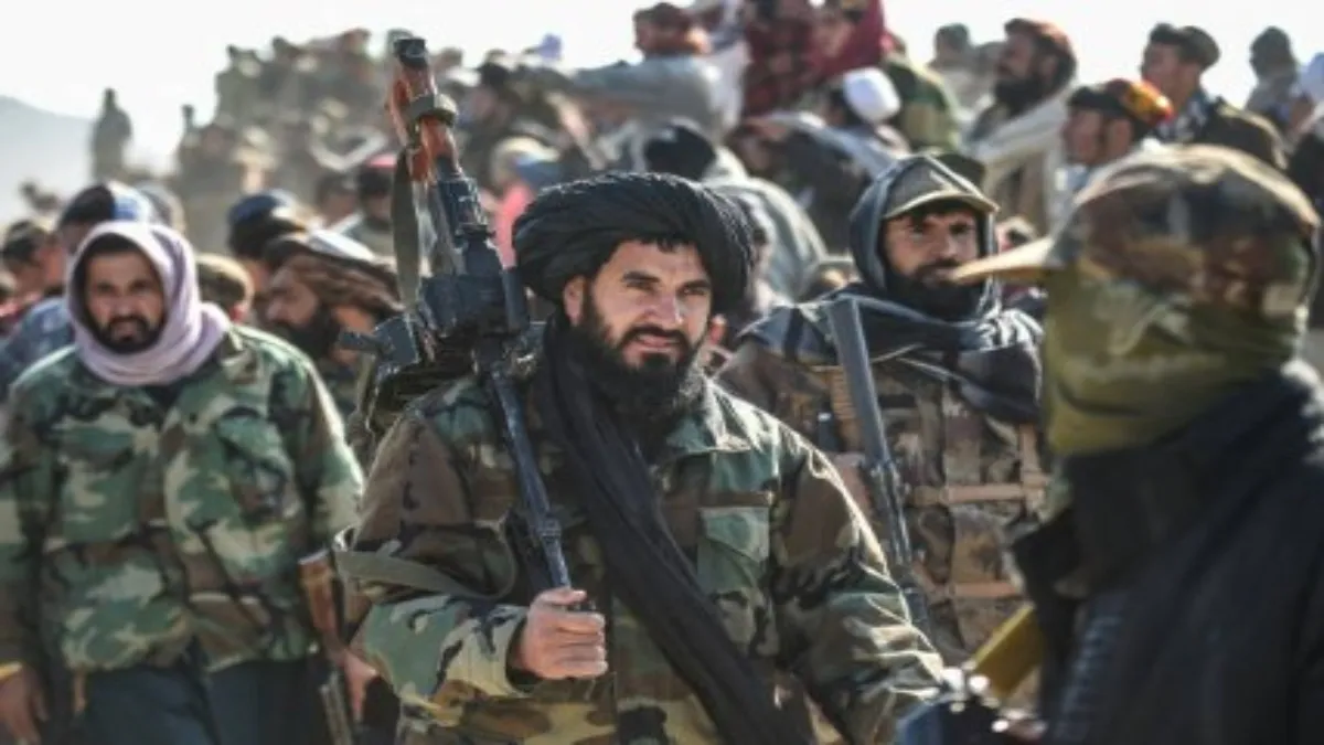 Explainer: पाकिस्तान और अफगानिस्तान के बीच भीषण जंग, 132 साल पुरानी है लड़ाई, जानें कैसे शुरू हुआ विवाद? पाकिस्तान और अफगानिस्तान की जंग- India TV Hindi