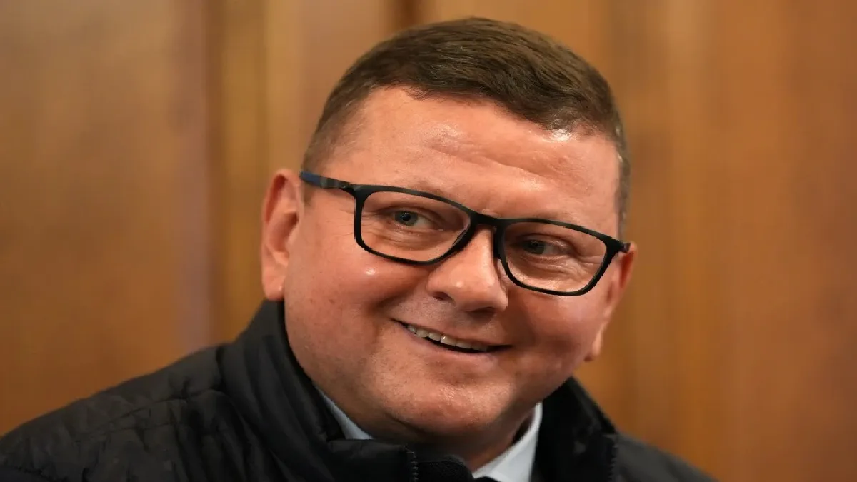 यूक्रेन के पूर्व आर्मी चीफ ने किए बड़े खुलासे, राष्ट्रपति जेलेंस्की के साथ तनाव का भी किया जिक्र Former Ukrainian Army chief Valerii Zaluzhnyi- India TV Hindi