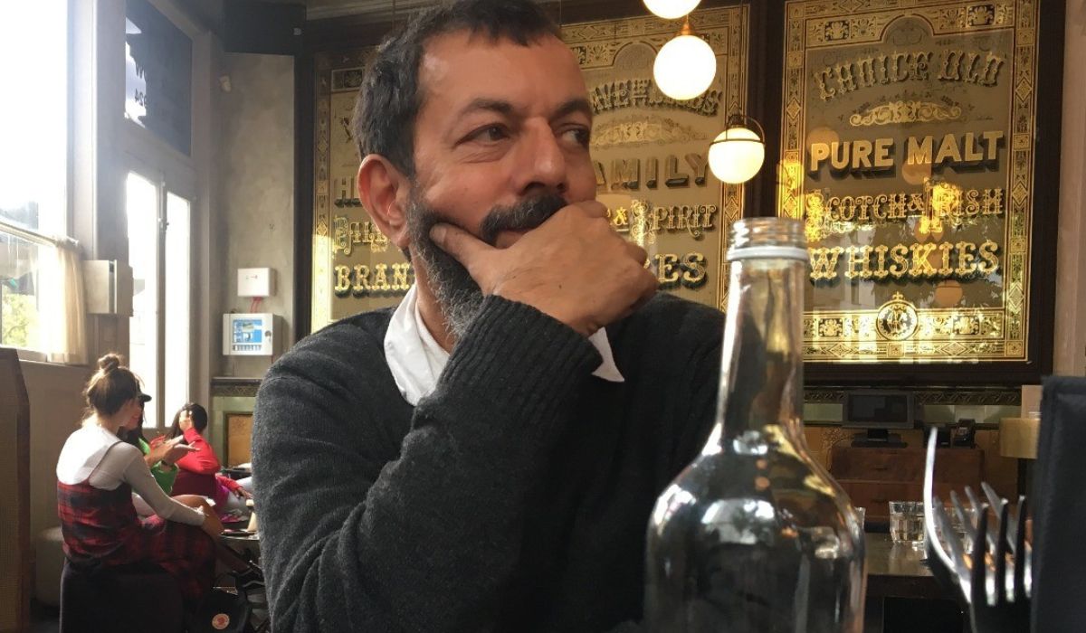 दोस्तों से पैसे उधार लेकर बनाई फिल्म, उसी फ्लॉप के लिए मिला नेशनल अवॉर्ड, एक्टिंग का भी है उस्ताद