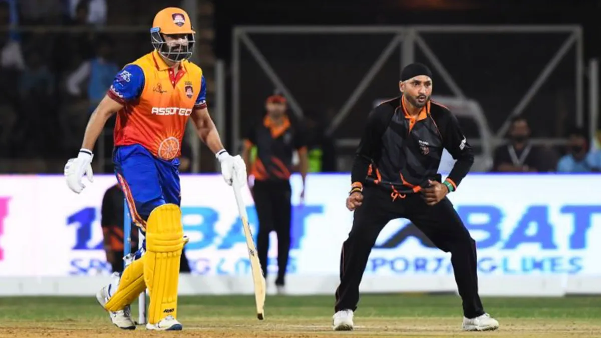 LLC 2026 के एक्शन के लिए हो जाइए तैयार, 4 शहरों में खेले जाएंगे मुकाबले, ये रहा फुल शेड्यूल Legends League Cricket LLC 2026 - India TV Hindi