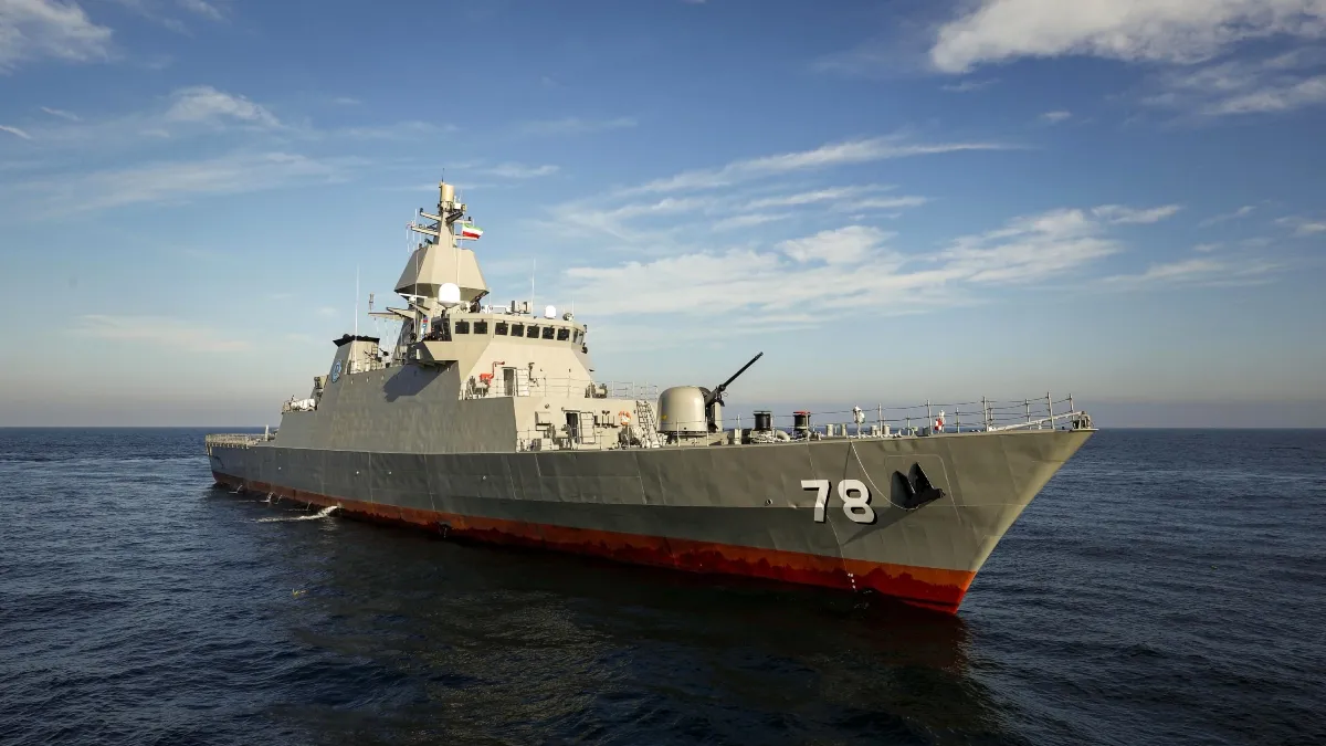 अमेरिका ने ईरान का नेवी मुख्यालय उड़ाया, 9 जहाज भी समुद्र में डुबोए Iran Navy- India TV Hindi