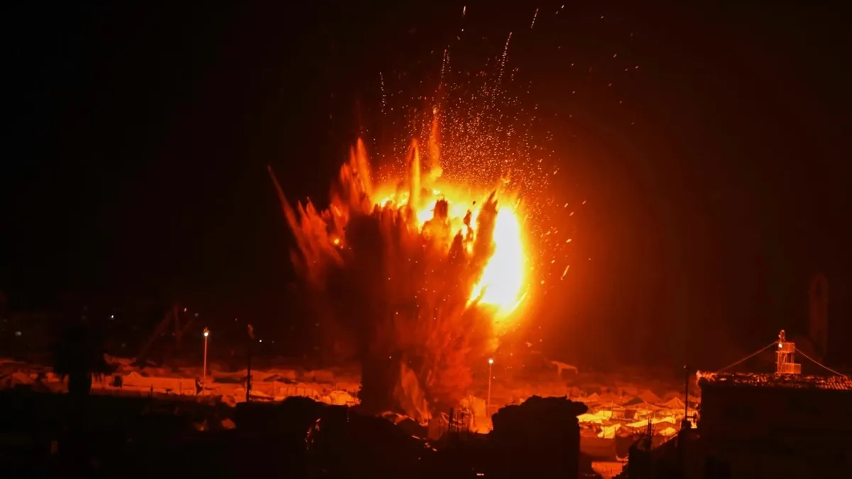 Israel US Iran War Updates: ट्रंप बोले- 'ईरान के साथ युद्ध जल्द खत्म होगा', सऊदी अरब-कुवैत ने ईरानी ड्रोन रोके Israel US Iran War- India TV Hindi