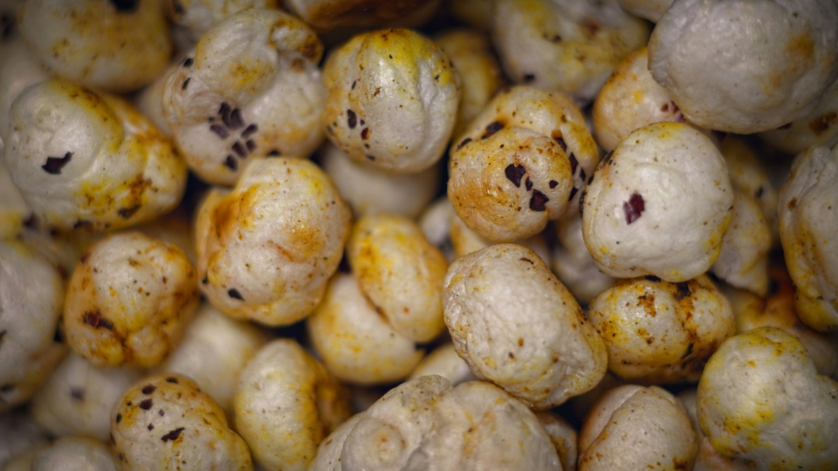 बिना तेल-घी के भी मखाना बनेगा सुपर क्रिस्पी, भुनने के लिए बस अपनाएं ये आसान तरीके बिना तेल-घी के भी मखाना बनेगा सुपर क्रिस्पी, भुनने के लिए बस अपनाएं ये आसान तरीके