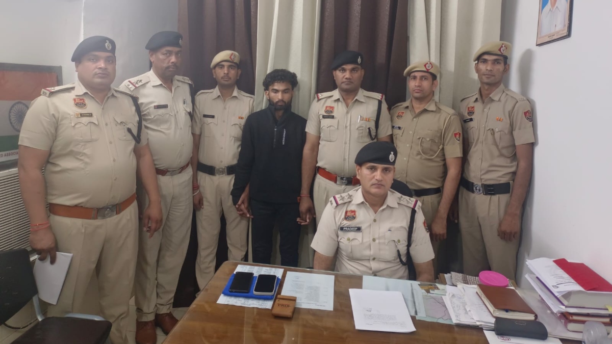 दहेज नहीं मिला तो पत्नी को लगा दिया मौत का इंजेक्शन, गुरुग्राम से गिरफ्तार हुआ बेरहम पति दहेज नहीं मिला तो पत्नी को लगा दिया मौत का इंजेक्शन, गुरुग्राम से गिरफ्तार हुआ बेरहम पति