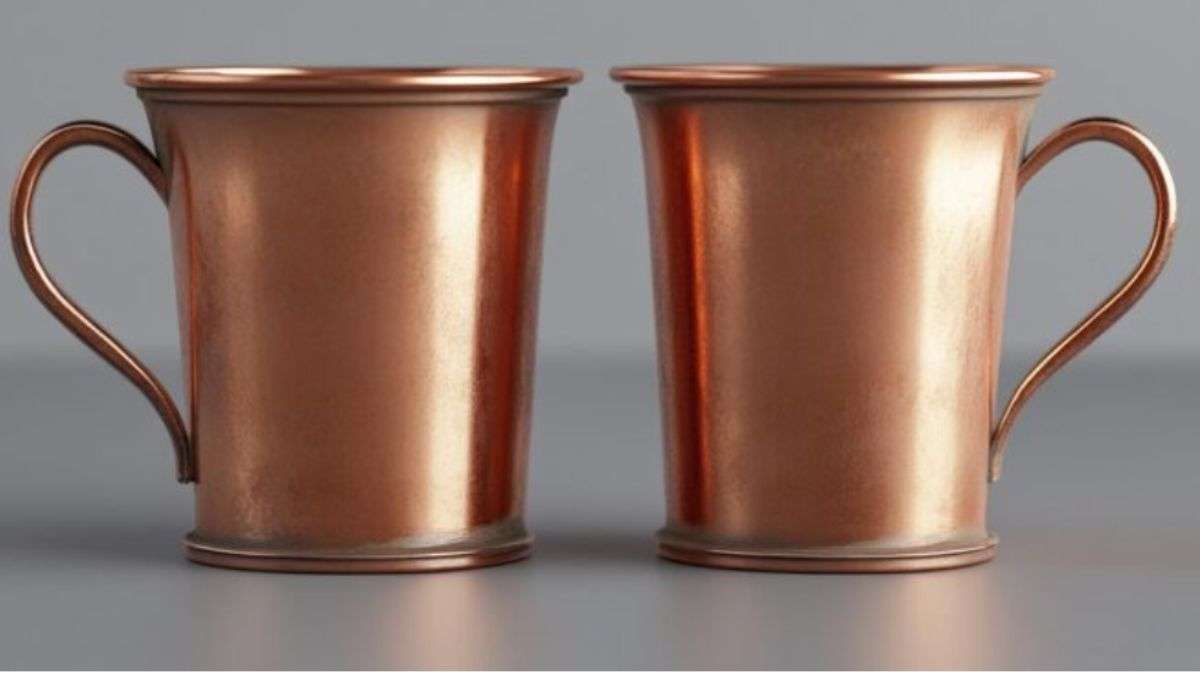 किसी अमृत से कम नहीं तांबे के बर्तन में रखा पानी, पीने से मिल सकते हैं ये अद्भुत फायदे किसी अमृत से कम नहीं तांबे के बर्तन में रखा पानी, पीने से मिल सकते हैं ये अद्भुत फायदे