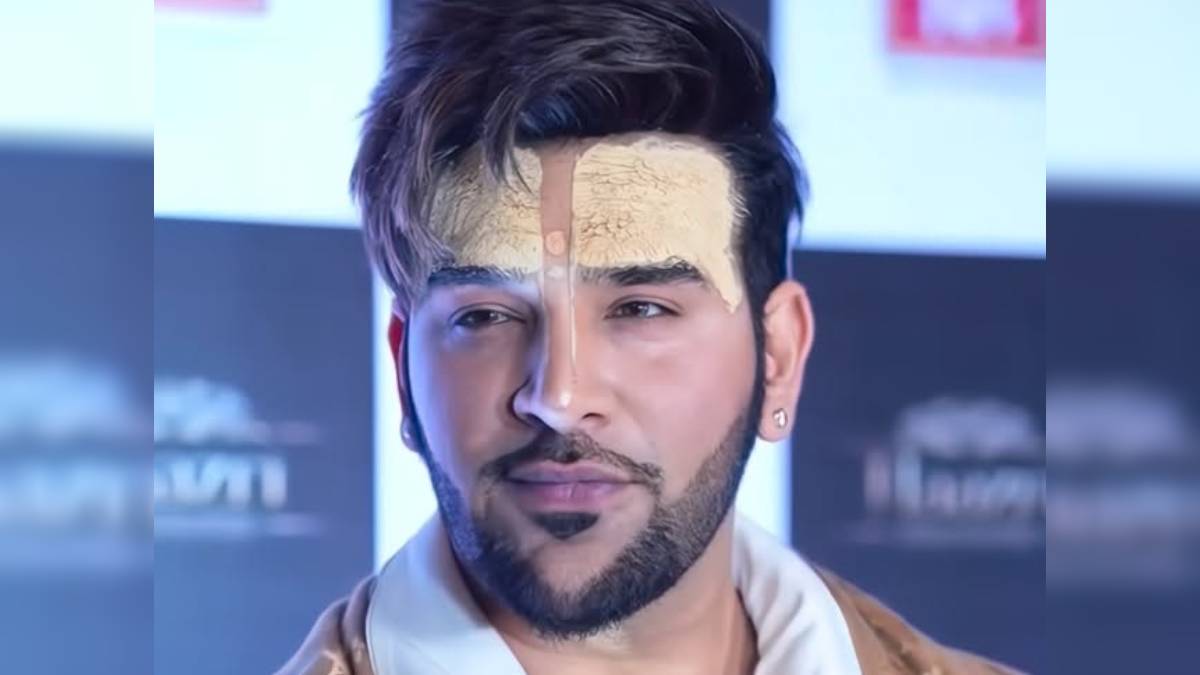 राधा रानी के भक्त बने पारस छाबड़ा, नाक से माथे तक लगाते हैं चंदन, बताया तिलक का राज