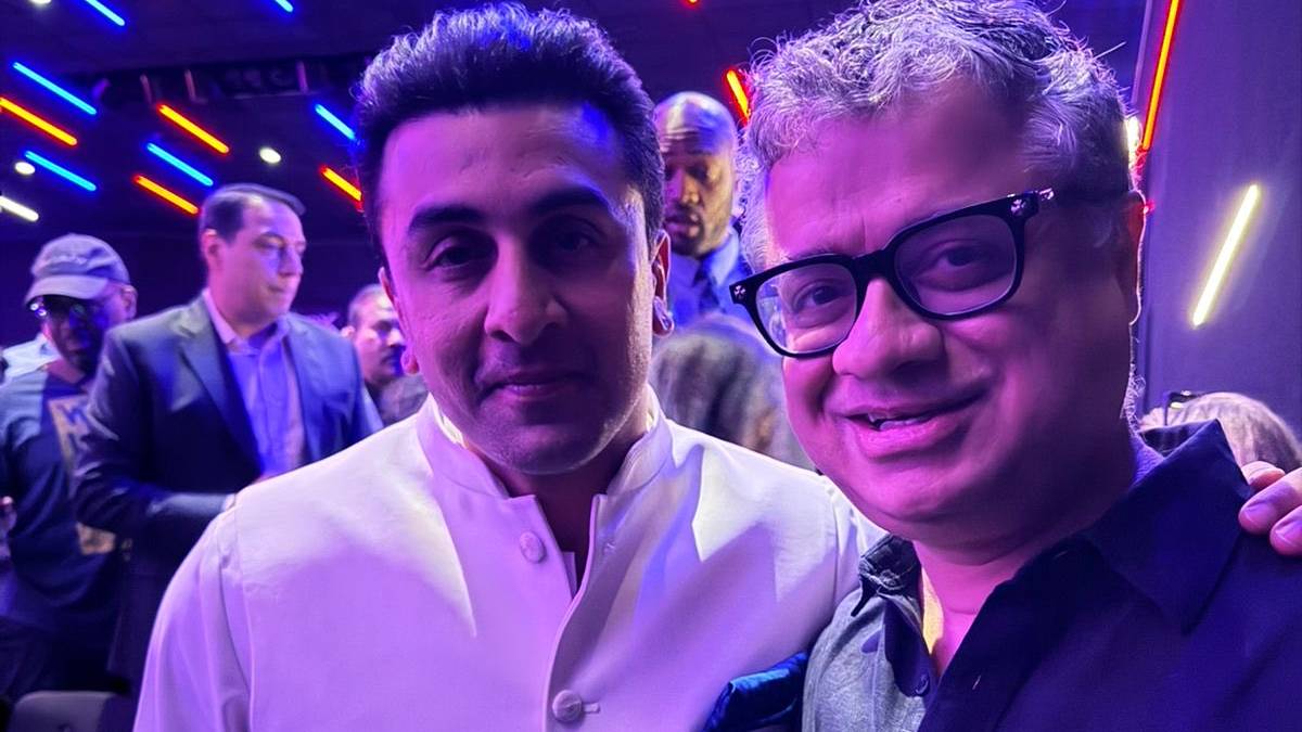 जब फैन ने रणबीर कपूर को कहा रणवीर सिंह, ‘धुरंधर’ की सफलता पर बधाई मिलते ही एक्टर का ऐसा था रिएक्शन