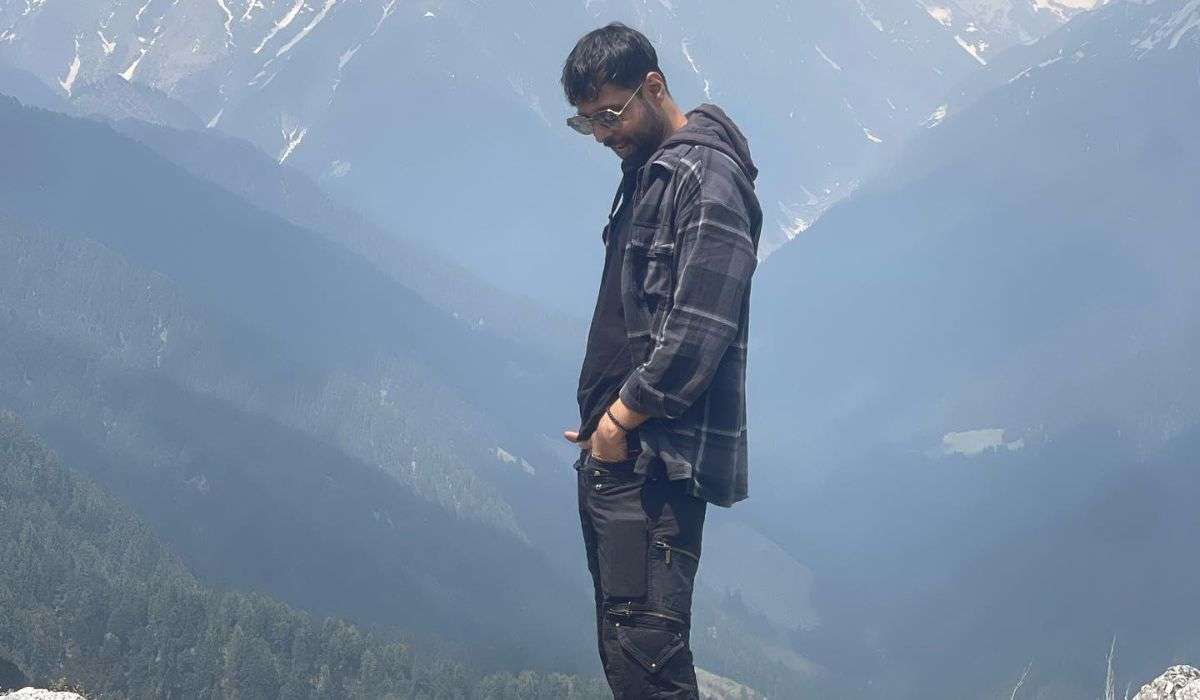 कभी बनना चाहता था रेलवे जनरल मैनेजर, पिता की जेब से चुराकर पीता था सिगरेट