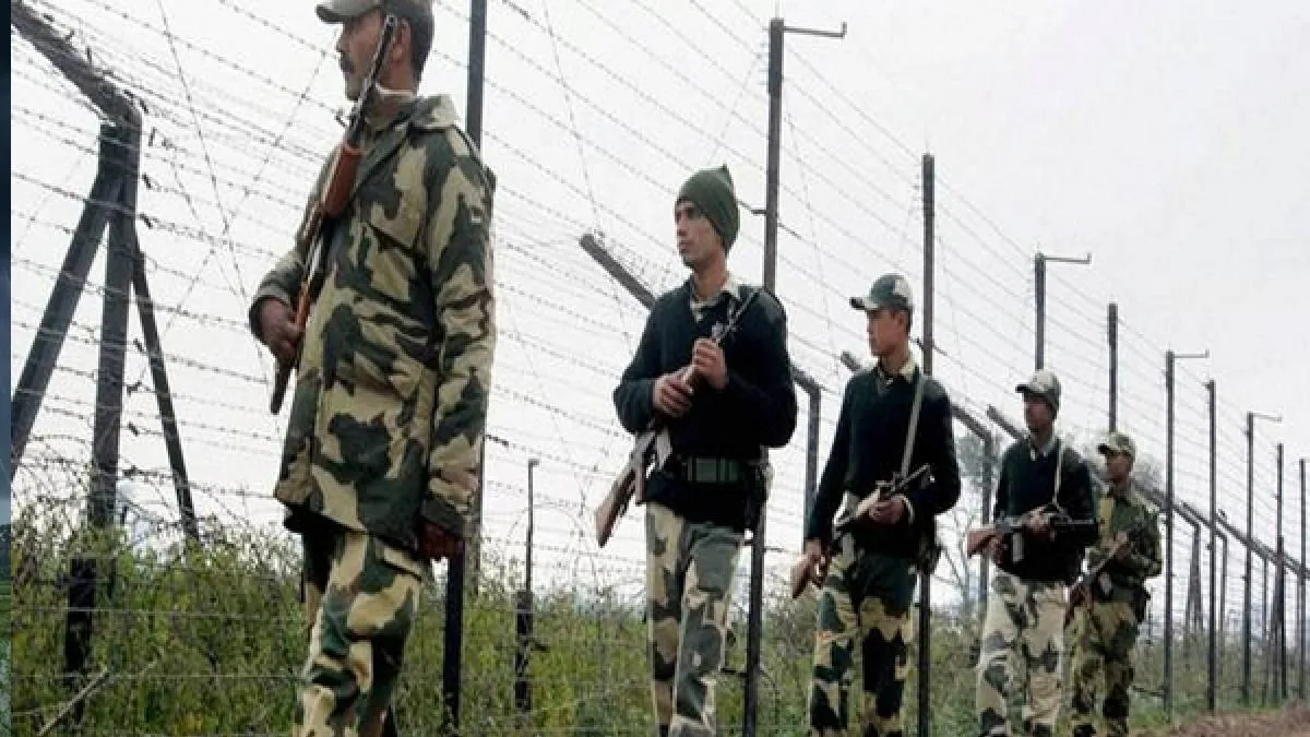 इंडिया-बांग्लादेश बॉर्डर पर बढ़ी सतर्कता, होल्डिंग सेंटर से लेकर घुसपैठ नेटवर्क पर बड़ा क्रैकडाउन सांकेतिक तस्वीर- India TV Hindi
