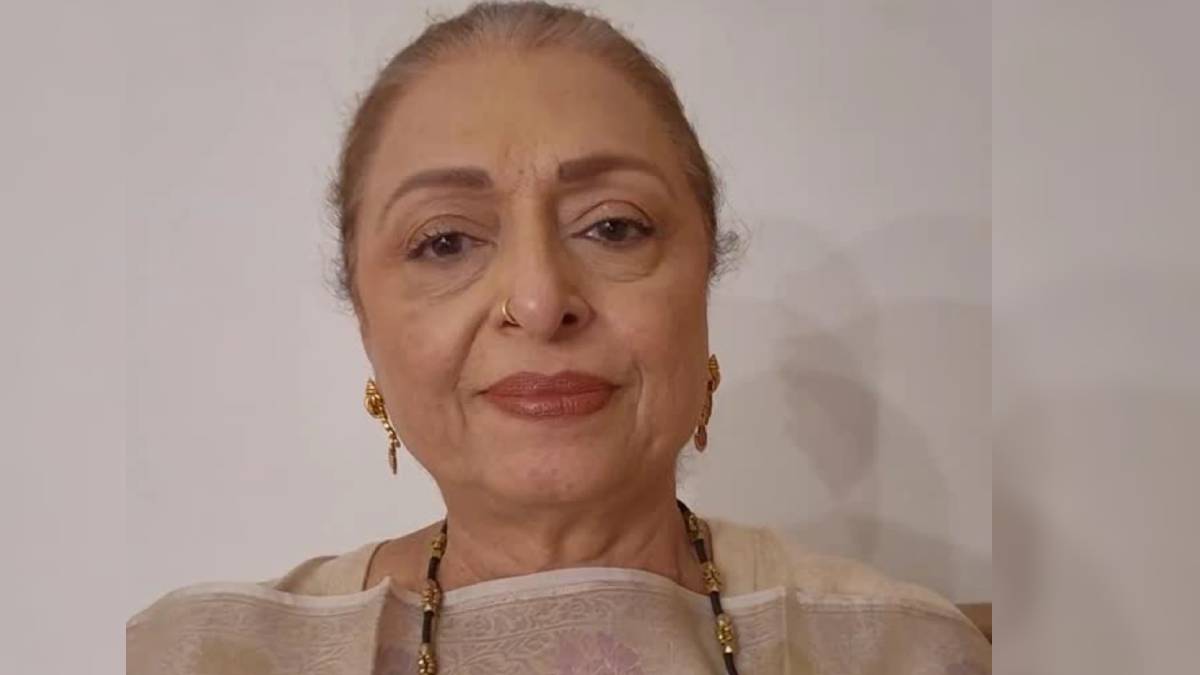 ढलती उम्र ने मशहूर एक्ट्रेस से छीना काम, बेरोजगार होने पर हुईं भावुक