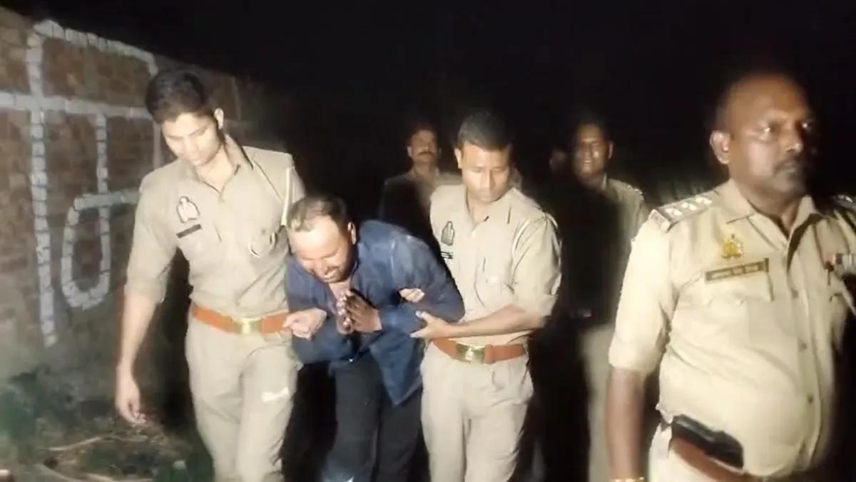 'साहब मर जाऊंगा लेकिन दूसरे धर्म की लड़की को भगाकर नहीं ले जाऊंगा...', यूपी में एनकाउंटर के बाद आरोपी ने मांगी दया की भीख UP Muzaffarnagar love jihad encounter- India TV Hindi