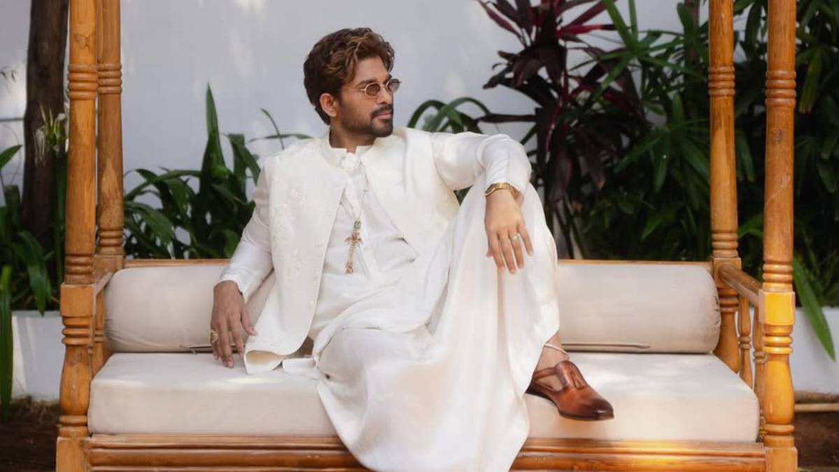 'पुष्पा 2' भगदड़ मामला: अल्लू अर्जुन की बढ़ीं मुश्किलें, कोर्ट ने भेजा समन, होना पड़ेगा पेश