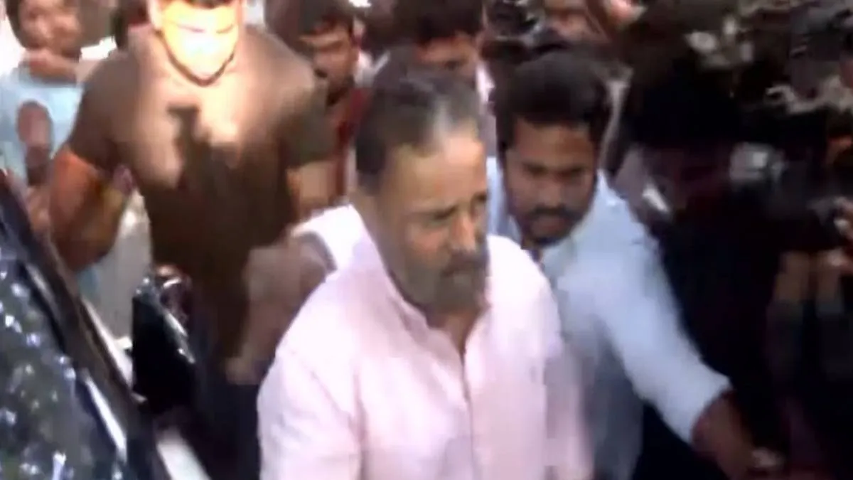 के भाग्यराज के निधन के बाद परिजनों को सांत्वना देने पहुंचे कमल हासन, नम आंखों से दी अंतिम विदाई Kamal Haasan- India TV Hindi
